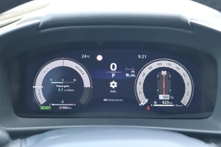Toyota C-HR HYBRID 140 DYNAMIC ANDROID/APPLE AD-CRUISE PRIVACY-GLASS PARK-SENSOREN KEYLESS 18"LMV BLISS NL-AUTO / 22