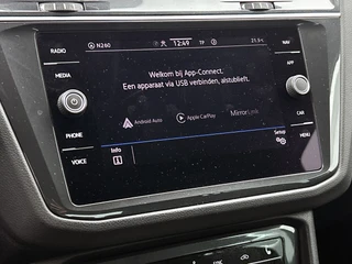 Volkswagen Tiguan 1.5 TSI Life Business | Camera | Stoel-/Stuurverwarming | Adaptive Cruise | CarPlay | / 21