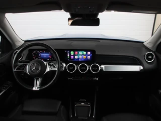 Mercedes GLB 180 Luxury Line | Widescreen |  Apple carplay - android auto / 35