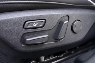 Kia EV6 GT-Line 77.4 kWh SOH: 100%! | Glazen schuifdak | Trekhaak | Stoel & Stuurverwarming | Electrische achterklep | Keyless | Rondomzicht camera / 21