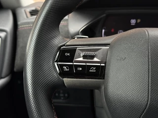 DS DS 3 1.2 PureTech Performance Line  Camera / Navigatie / Keyless / 28