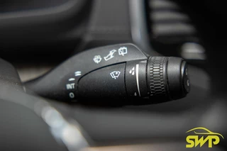 Volvo XC90 2.0 T8 Recharge AWD Ultimate Dark | Pano | Trekhaak zwenkbaar | Massage | Stoelventilatie | Harman Kardon | HUD | 4-zone | BLIS | ACC | Full option / 19