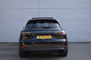Porsche Cayenne 3.0 E-HYBRID NL AUTO / P.DAK / ADAP. CRUISE / 10