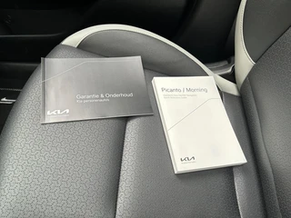 Kia Picanto 1.0 DPI GT-Line Automaat | Apple Carplay / Android Auto | Navigatiesysteem | Stoel + Stuurverwarming | Elektrisch Bedienbaar Schuif / Kanteldak | Parkeersensoren + Camera Achter | Cruise Control | Dodehoekdetectie + Correctie | Lichtsensor | 16"Lichtmetalen Velgen / 33