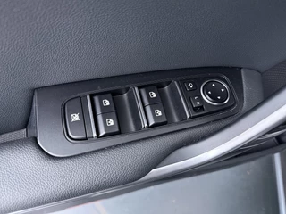 Kia XCeed 1.5 T-GDi GT-Line Automaat  - Kantel / Schuifdak  - Apple Carplay / Android Auto - Navigatie - ACC - Climate Control - Stoel / Stuurwielverwarming - Fabrieksgarantie tot 04-2032 / 21