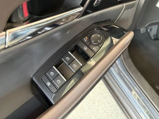 Mazda CX-30 2.0 e-SkyActiv-X 185pk Mild Hybrid Luxury  LEDER/BOSE/HUD/DODEHOEK/CAMERA/18INCH/PDC/KEYLESS / 53