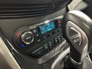 Ford C-MAX 2.0 Plug-in Hybrid Titanium Plus TREKHAAK CAMERA NAVI ECC CRUISE LM. / 39