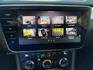 Skoda Superb Combi 1.4 TSI iV AUTOMAAT Business Edition Sport, digitaal cockpit, electrisch bedienbare trekhaak / 17