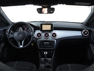 Mercedes CLA-klasse 180 Business | Unieke km-stand!! | / 36