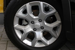 Jeep Avenger 1.2 Longitude  | JBL Audio | Adaptieve cruise | Keyless / 8