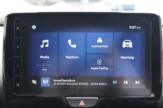 Toyota Yaris HYBRID 115 FIRST EDITION STOEL/STUURVERW DRAADLOOS-LADEN APPLE/ANDROID KEYLESS CLIMA AD-CRUISE 16" LM-VELGEN / 16