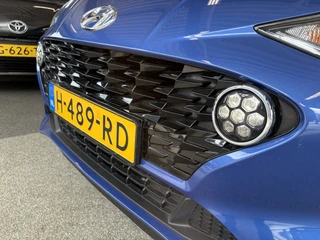 Hyundai i10 1.0 Premium  CAMERA/CARPLAY/NAVI/CRUISE/CLIMA/PDC / 52