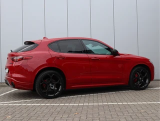 Alfa Romeo Stelvio 2.0 T AWD Veloce  | Leder | H/K | ACC | 21'' / 5