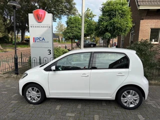 Volkswagen up! 1.0 BMT high up! / 9