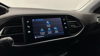 Peugeot 308 SW 1.2 PureTech Blue Lease Allure TREKHAAK CAMERA NAVI CRUISE LM. / 43