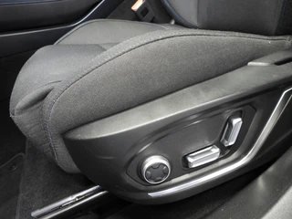 Lynk & Co 01 1.5 PHEV BlackEdition NAVI/360CAM/SCHUIFDAK/LED/20"LMV! / 31