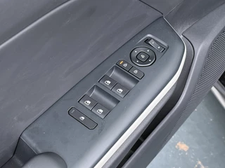 Kia K4 Sportswagon 1.0 T-GDi MHEV GT-Line Launch Edition (pano) - Elektrische Bestuurdersstoel - Stoel-/Stuurverwarming - Adaptieve Cruise Control - Climate Control - Fabrieksgarantie t/m 2033 / 21