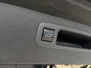 Toyota Highlander 2.5 AWD Hybrid Premium | Navigatie | JBL-Audio | Parkeersensoren | Achterklep Elektrisch | ( Vestiging - Nieuwegein ) / 41