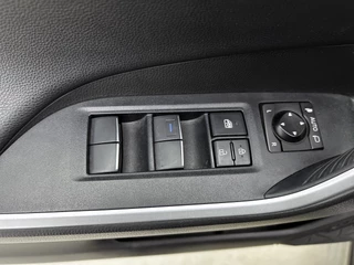 Toyota RAV4 2.5 Hybrid Dynamic | Camera | Navi | Cruise Control | Stoelverwarming | Electrische Stoelen / 31