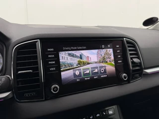Skoda Karoq 1.5 TSI ACT Style | Automaat | Adaptive cruise | Stoelverwarming | CarPlay | Camera | Parkeersensoren / 23