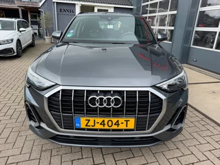 Audi Q3 35 TFSI S Line / Virtual / ACC / Led Matrix / Trekhaak . / 14