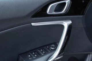 Kia XCeed 1.6 GDi PHEV DynamicLine|Camera|Stoel+Stuurverwarming| / 20