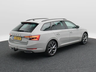 Škoda Superb Combi 1.4 TSi 218 Pk iV Sportline Business | Trekhaak | Stoelverwarming | CarPlay | Camera | Cruise Control | Navigatie | Full LED | 19 Inch | 91.754 Km !! / 2