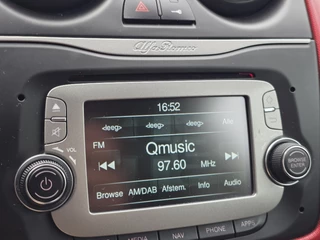 Alfa Romeo MiTo 1.4 T Exclusive NAVI TEL LM MFSTUUR AUTOMAAT / 19