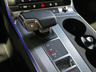 Audi A6 Avant 55 TFSI e quattro Competition PANO - TREKHAAK - ACC - S-LINE / 21