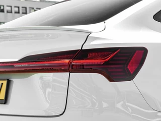 Audi e-tron Sportback S quattro 95 kWh 503 PK | SOH 99% | Panoramadak | RS-zetels | HUD | B&O | ACC | 360 Camera | Soft-Close | Luchtvering | 23" | incl. BTW / 55