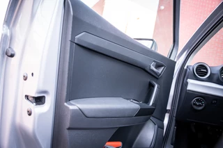 Seat Arona 1.0 TSI Style | Camera | App-connect | Parkeerhulp | Cruise control | LED | DAB+ | / 45