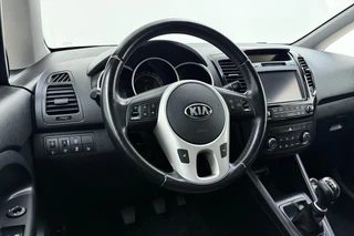 Kia Venga 1.6 CVVT DynamicPLusLine | Trekhaak | Cruise control | Airco | Achteruitrijcamera | Navigatie | Lichtmetalen velgen / 32