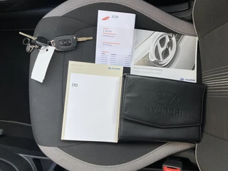 Hyundai i10 1.0 Comfort  | 1e eigenaar | airco | apple carplay | cruise control | all season banden | dab | apk t/m 6-2028 / 31