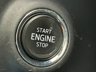 Skoda Karoq 1.5 TSI ACT Business Edition, trekhaak, stoelverwarming, navigatie, climaat controle / 14