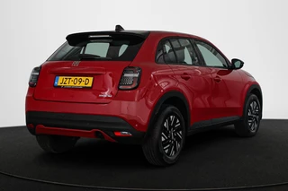 Fiat 600 1.2 Hybrid Urban / 4