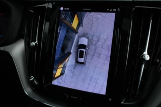 Volvo XC60 2.0 T6 PHEV Long range AWD R-Design|360 Camera|Trekhaak|Harmann|HUD|Stoel+Stuurverwarming| / 46