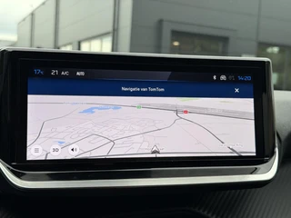 Peugeot 208 Allure 1.2 Hybrid 110PK e-DCS6 Automaat Navigatie, Rondomzichtcamera, Climate Control, Cruise Control, Parkeersensoren / 24