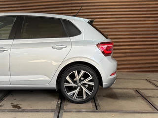 Volkswagen Polo 1.0 TSI R-Line | 110PK | IQ.Drive pakket | Virtual | Full LED Matrix Beam | Camera | Discover Pro | Clima |Ambient / 42