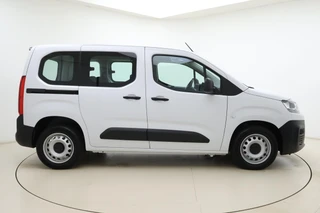 Citroen ë-Berlingo Live 50 kWh 100% Elektrisch | 5 Persoons | DAB Radio | Geen kilometers | Parkeersensoren | Mistlampen | Licht en regensensor | Armsteun / 10