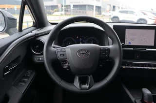 Toyota C-HR HYBRID 140 DYNAMIC ANDROID/APPLE AD-CRUISE PRIVACY-GLASS PARK-SENSOREN KEYLESS 18"LMV BLISS NL-AUTO / 22