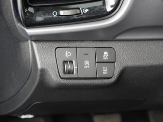 Kia Stonic 1.0 T-GDi MHEV DynamicPlusLine  - Apple Carplay/Android Auto - Cruise Control - Climate Control - Navigatie - Stuur/Stoel Verwarming - 7 Jaar of 150.000km Fabrieksgarantie / 24