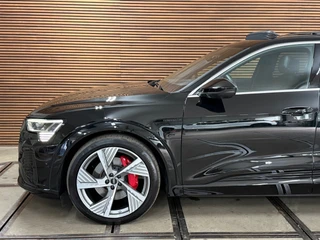 Audi Q8 Sportback e-tron 50 quattro S Edition 95 kWh | Pano | B&O| 22” | Massage | Adaptive Cruise | Matrix LED / 50