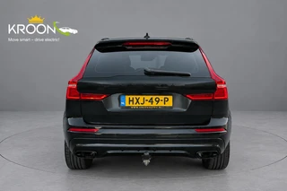 Volvo XC60 2.0 T8 Twin Engine AWD R-Design Panorama Trekhaak / 16
