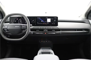 Kia EV3 Plus 81.4 kWh  - Prijs incl. €3.000,- inruilpremie - Stoel/Stuur Verwarming - Climate Control - Draadloze oplader - Navigatie - Fabrieksgarantie tot 06-2033 / 30
