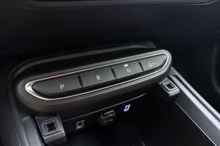 Jeep Avenger Summit 54 kWh | Stoelverwarming | Elektrische achterklep | Achteruitrij camera | Cruise Control / 31