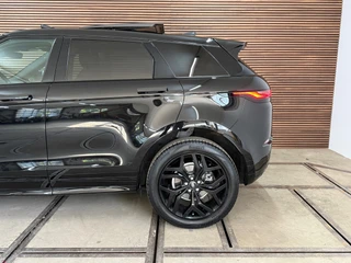 Land Rover Range Rover Evoque 2.0 D165 AWD R-Dynamic HSE | Black Edition | PANO | Leder | Meridian | Winter Pakket | 20inch | ACC / 35