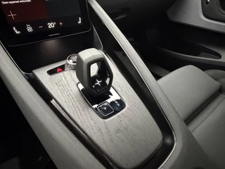 Polestar 2 Long Range Single Motor Plus 82 kWh SOH 98,6% Warmtepomp | Panoramadak | 360° Camera | Adaptive Cruise Control / 12