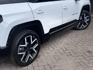Jeep Compass Summit 74 kWh | Schuif-kanteldak | Massage-stoelen | Handsfree achterklep / 9