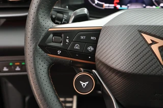 CUPRA Terramar 1.5 TSI 272pk e-Hybrid VZ Performance 360Camera Keyless Stoelverwarming Panoramadak Navigatie / 16