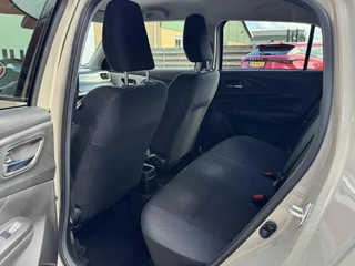 Suzuki Swift 1.2 Select Smart Hybrid / 13